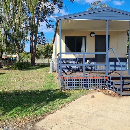 Pinjarra Caravan Park And Cabins Exterior photo